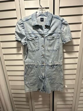 GAP Light Wash Blue Denim Short Sleeve Romper